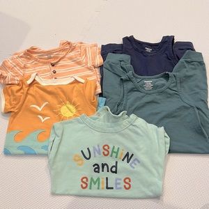 Lot of 5 one piece warm weather outfits for baby boy - 12m